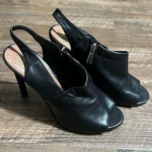 Vince Camuto “Hattie” Ankle Strap Black Leather Peep Toe Booties Heels  Size 7